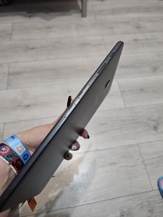 Samsung Galaxy Tab A 10.1 (2016) – Model SM-T585 – 4G & Wi-Fi