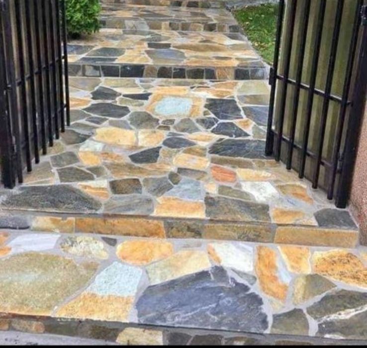 Piatra naturala decorativa vând și montez