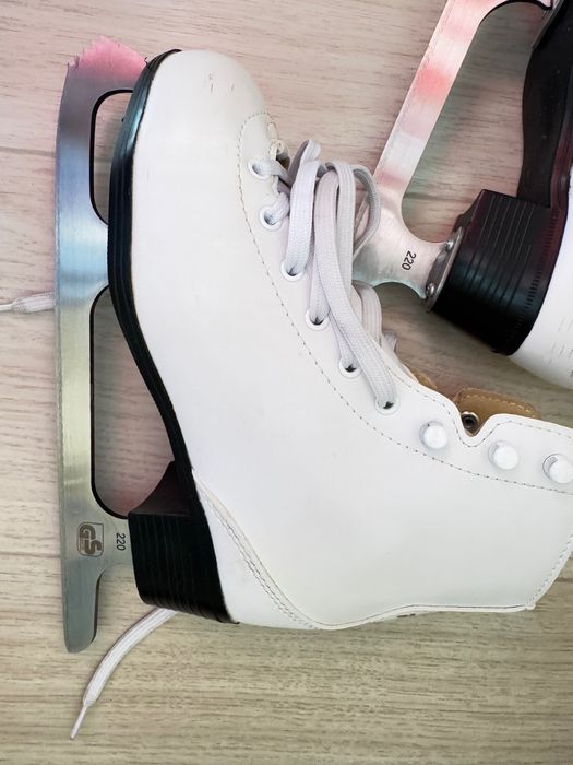 Patine Roces marimea 34