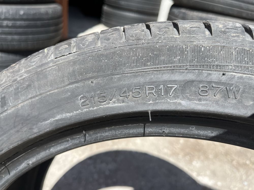 4 бр. летни гуми 215/45/17 Michelin 2x6 mm 2x5,5 mm DOT 0618