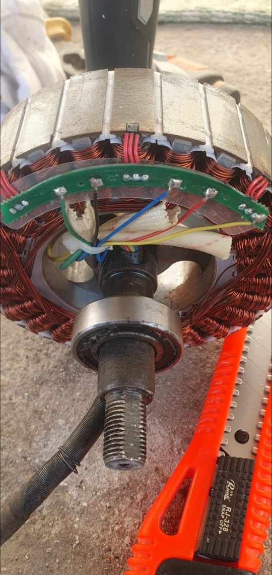 Reparații  Trotineta electrica   orice marca  scuter electric  benzin