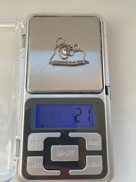 Brătară din platina cu diamante naturale de 0,30 ct