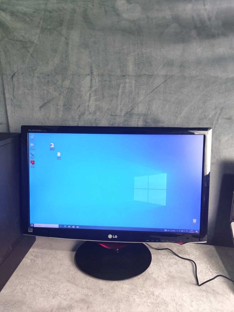 Монитор hdmi и vga подключением