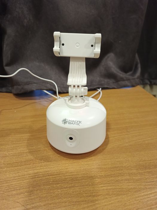 Gimbal smart holder