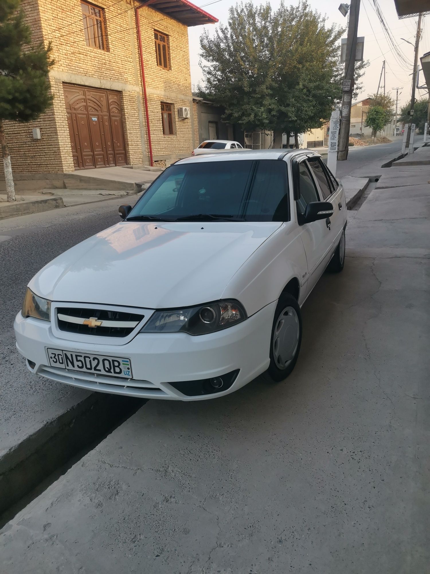 Некси 2 белый  3400$