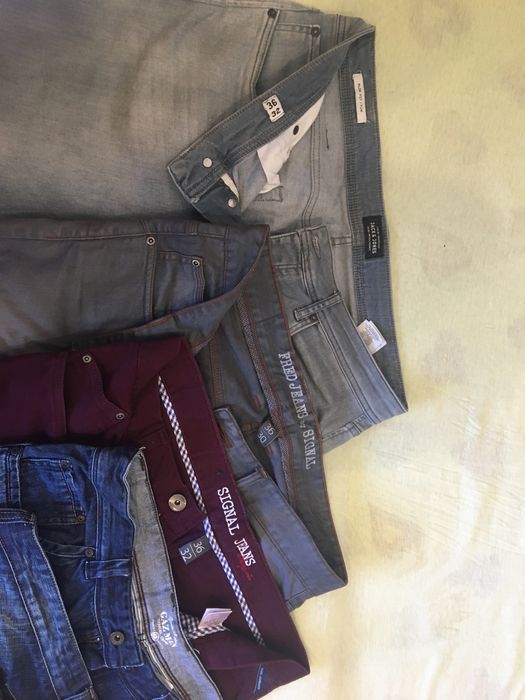 Pantaloni lungi/ blugi