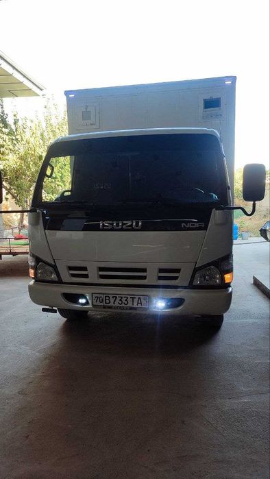 Isuzi 5 tonnalik sotiladi
