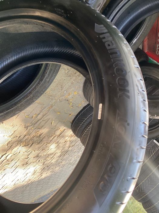Hankook ION Evo 245/45R19