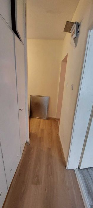 Продава се двустаен апартамент в санирана сграда в гр. Елхово