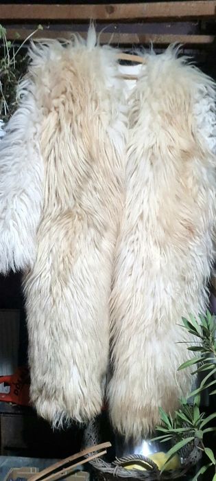 Cojoc de blană de oaie