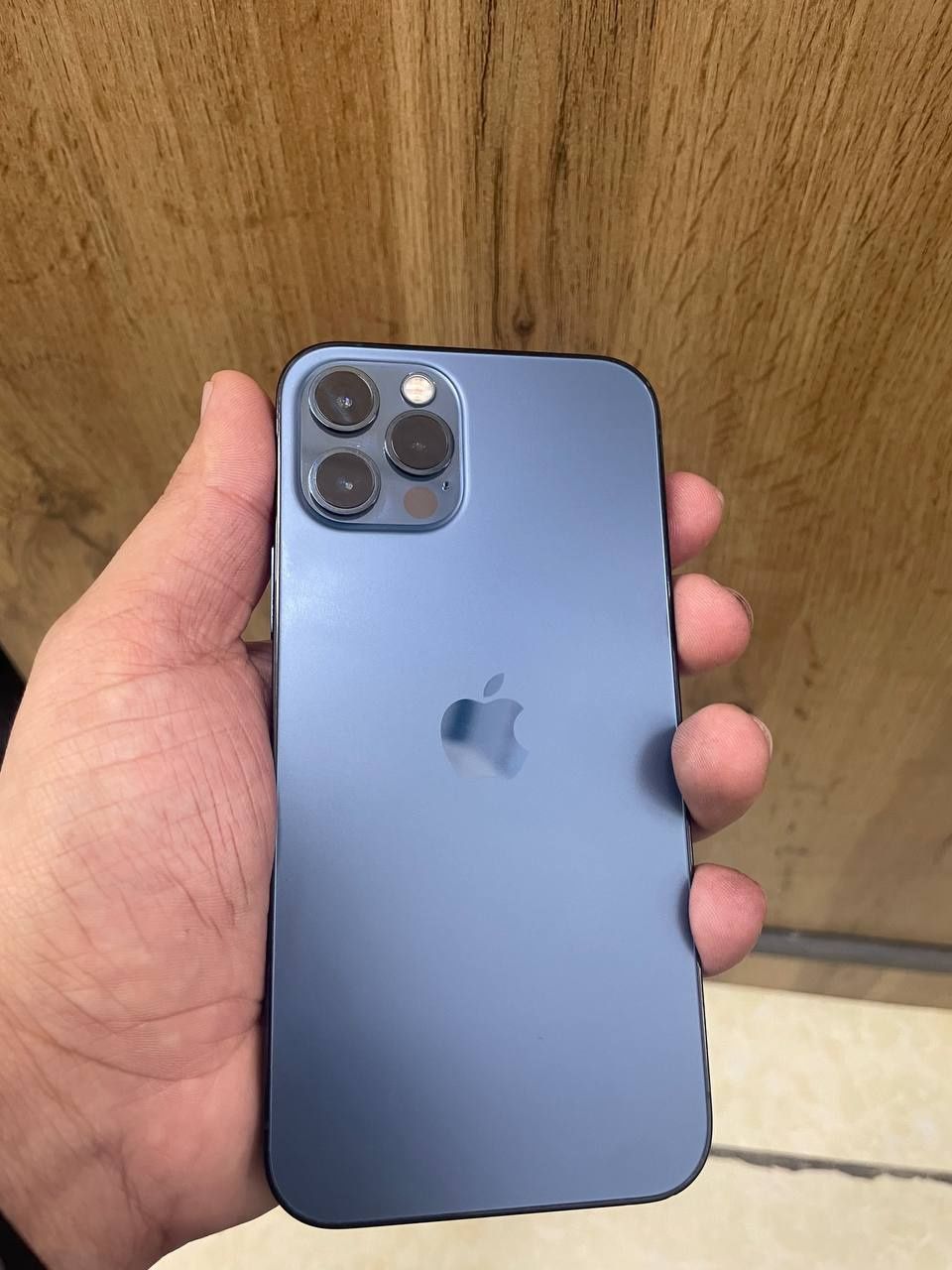 Iphone 12 pro sotiladi