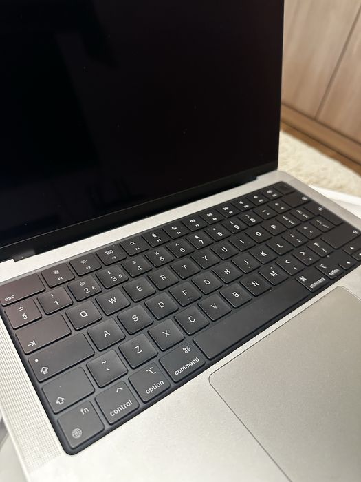 Macbook Pro 14 M1 2021