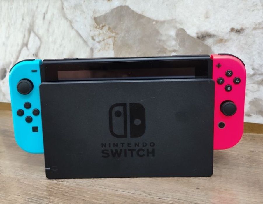 Продается Nintendo Switch