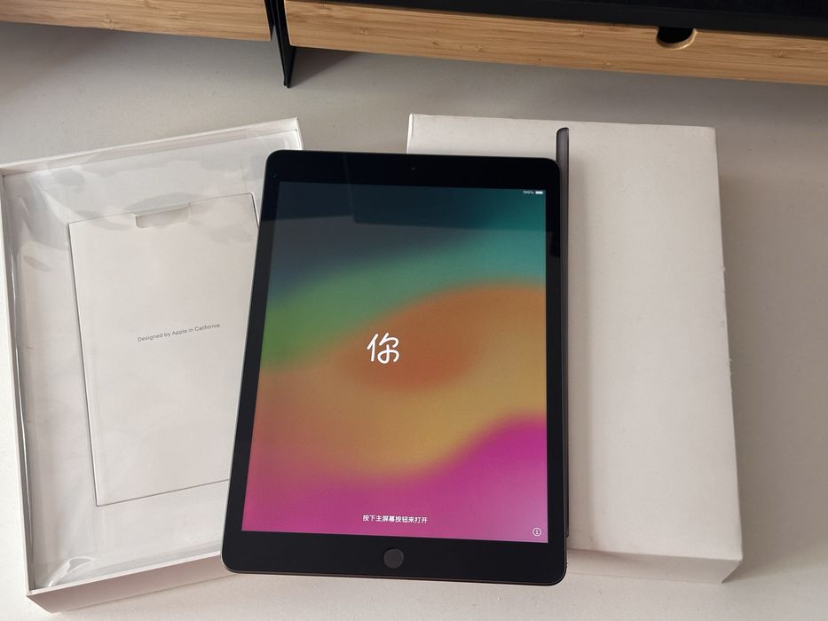 Tableta Ipad 8 32gb pachet complet