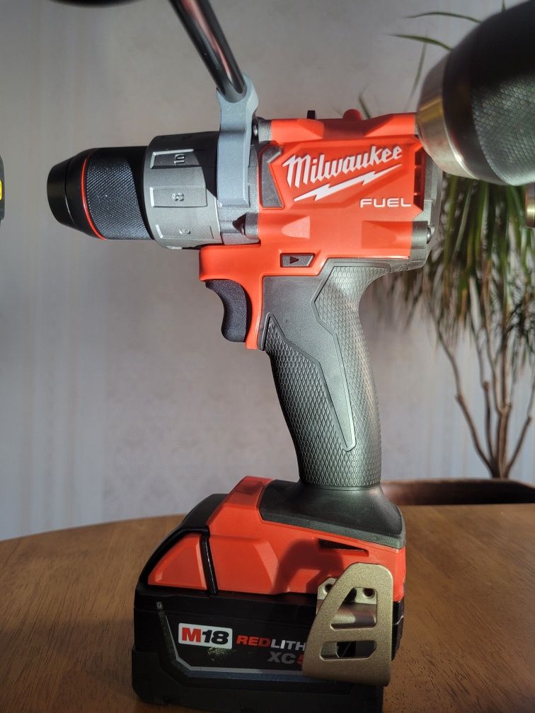 Milwaukee 2804 новый