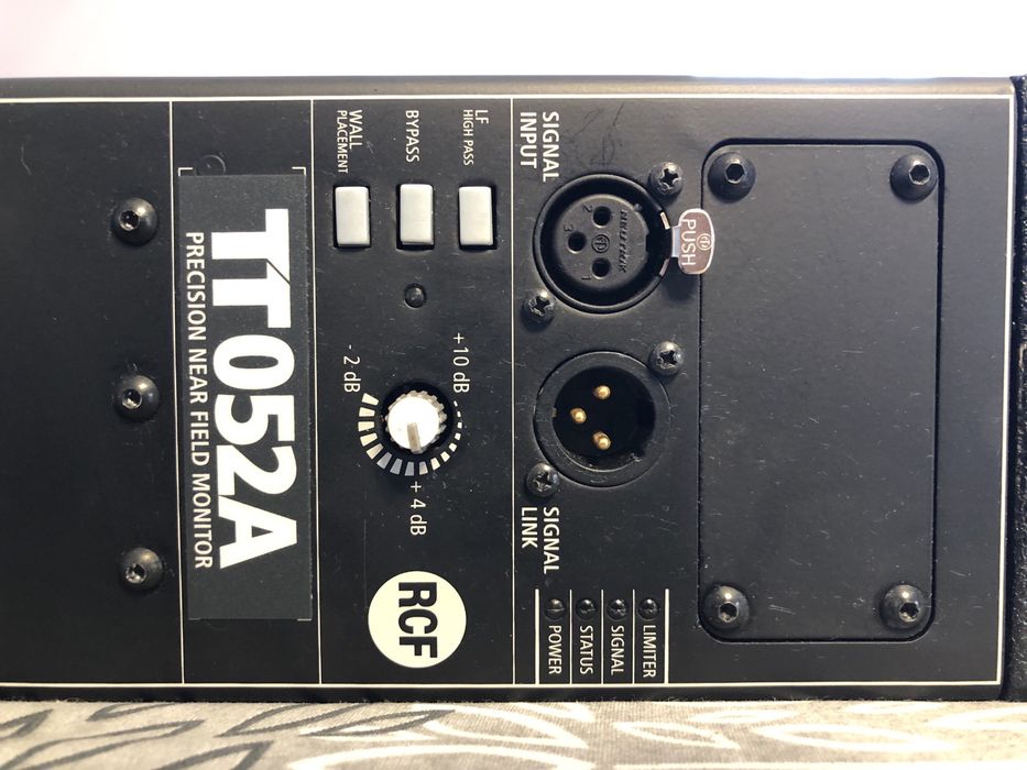 Vând RCF TT052 A -defectă