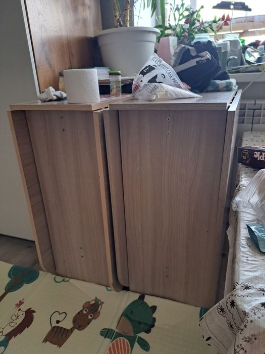Продам стол книжка 10 000