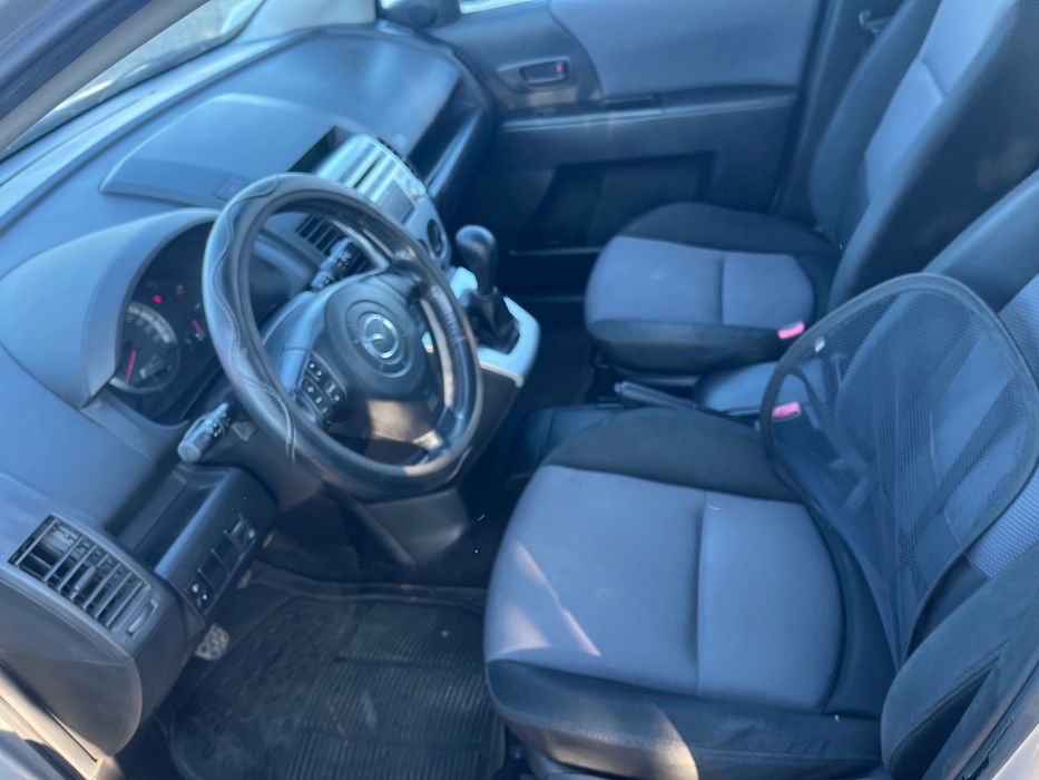 Кола Мазда 5 1.8