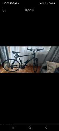 Vând bicicleta în stare buna de funcționare cadru de carbon