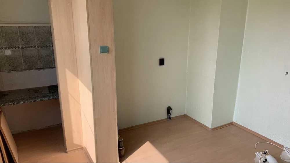 Продава се Тристаен апартамент в Бургас, Меден рудник - зона А - 62 кв.м за 494 €/кв.м - Снимка #3