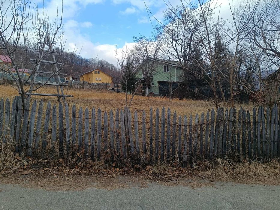 De vânzare teren Lunca Mare" Barlogul vikingilor"