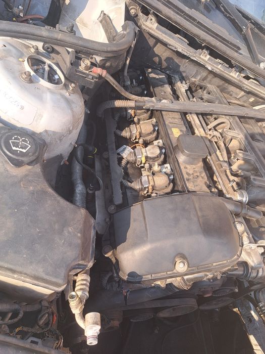 Motor m52b20 vând sau schimb cu m43b19