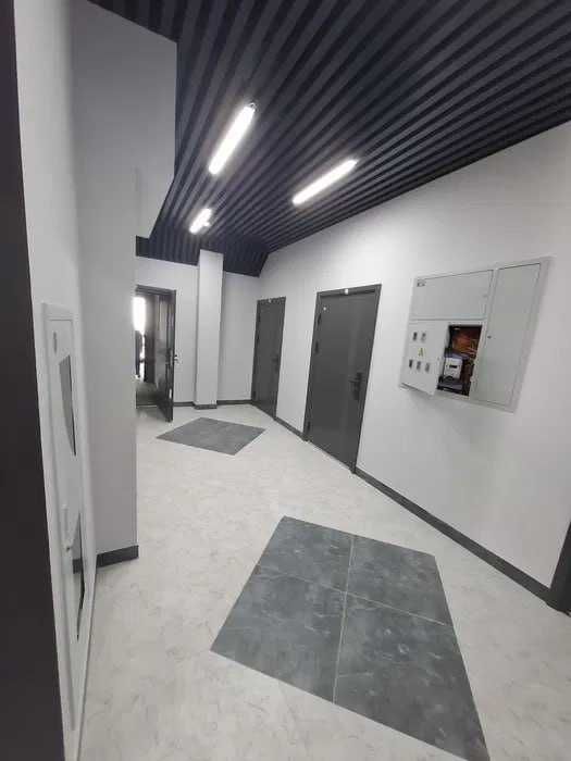Продается 2х комнатная квартира новостройке 58м2 коробка: Паркентский