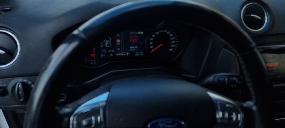 Ford mondeo  2.0tdci 140cp,manuala