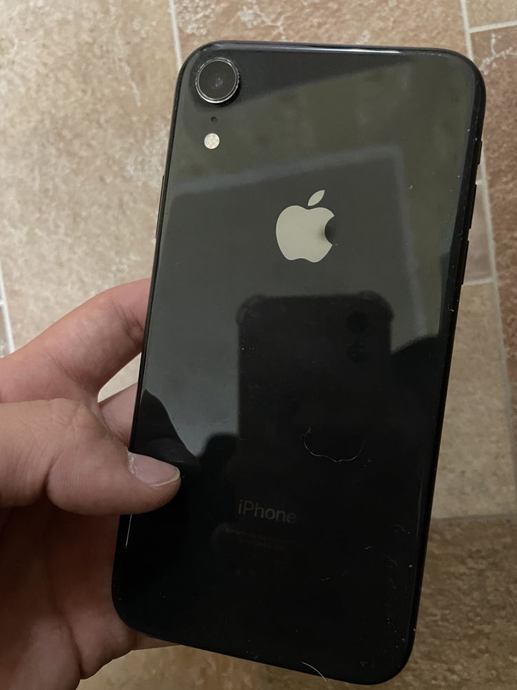 Iphone xr черного цвета