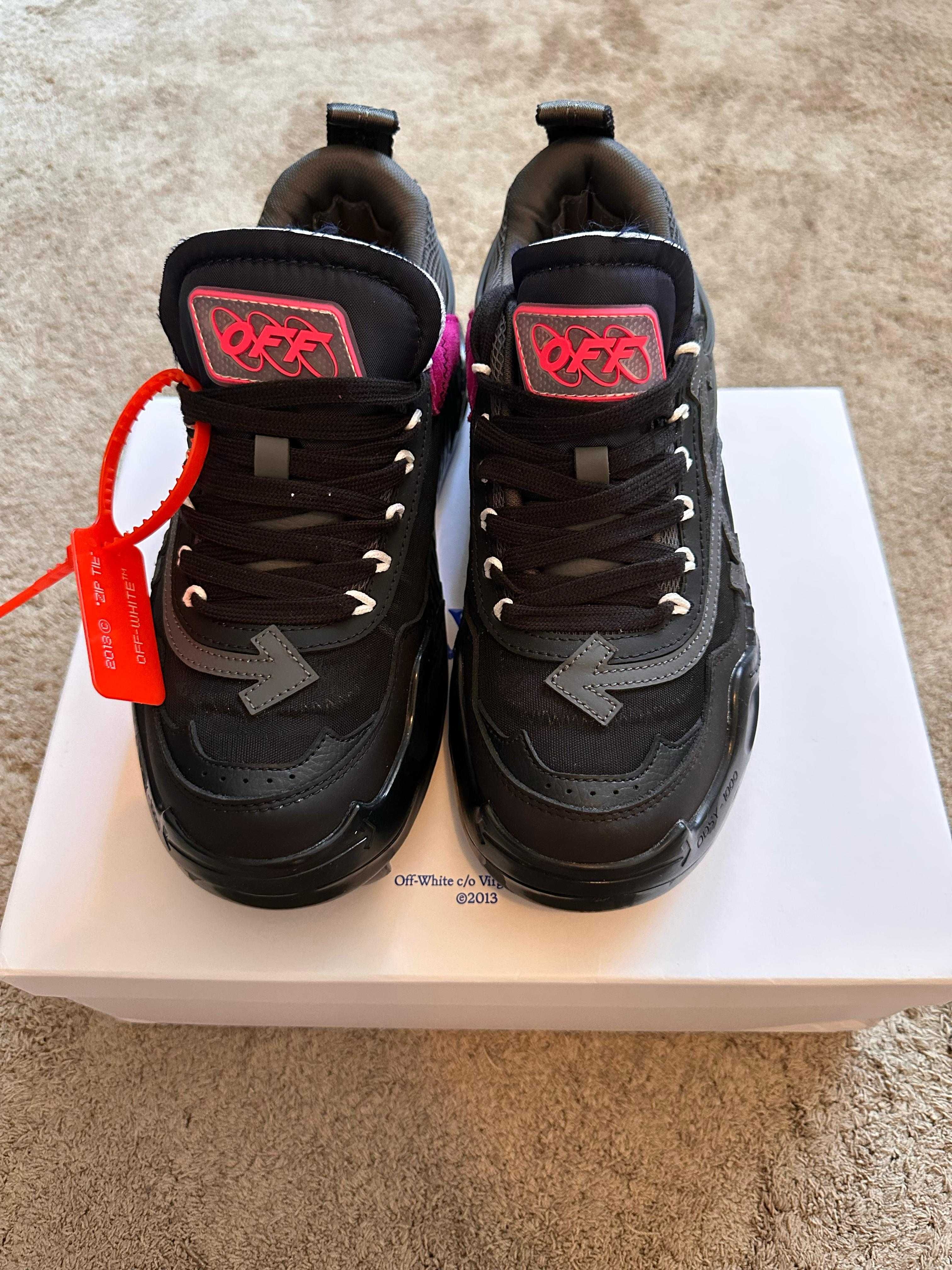 Off-White Odsy-1000 Black OW