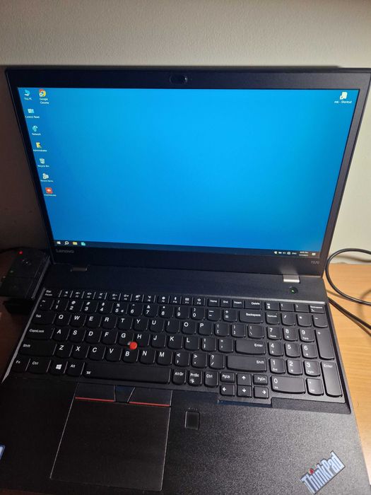vand laptop Lenovo T570, 32GB RAM, docking station, incarcator 700 lei