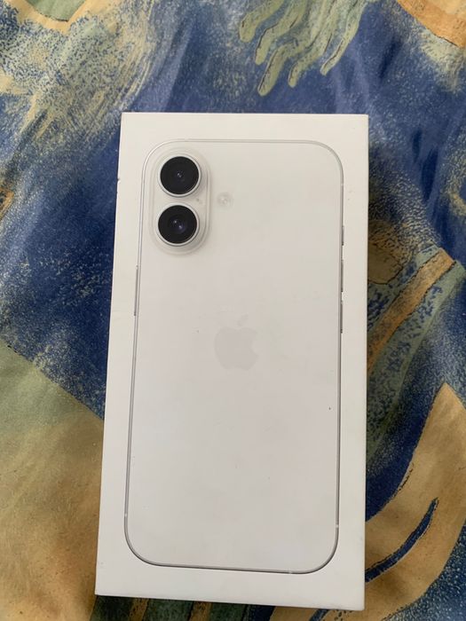 Iphone 16 128gb чисто нов