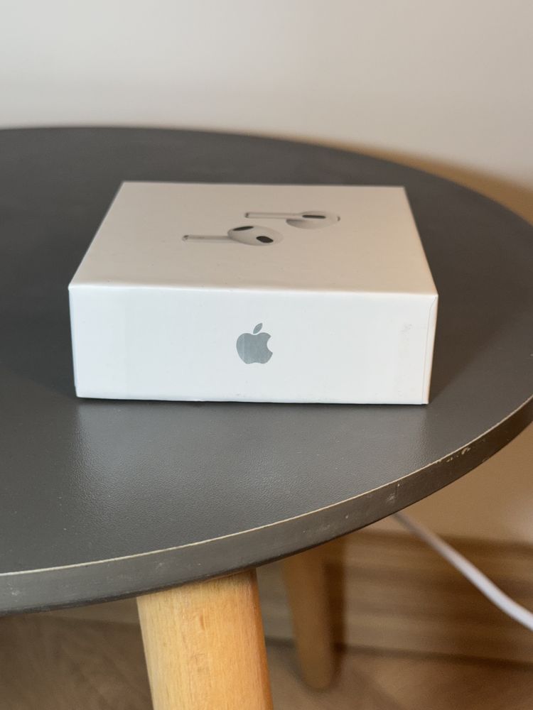 AirPods Generația 3, sigilate