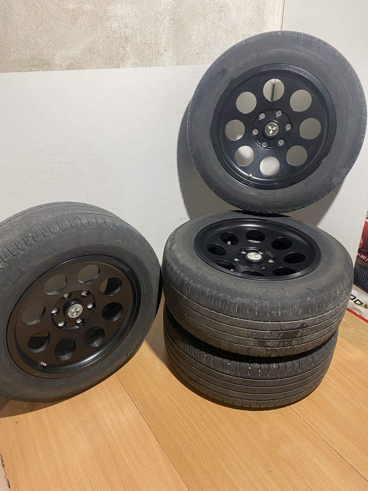 Jante 6x114,3 Mitsubishi /Nissan / Mercedes X class pe 18