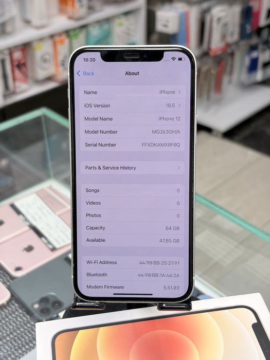 iPhone 12 64GB White