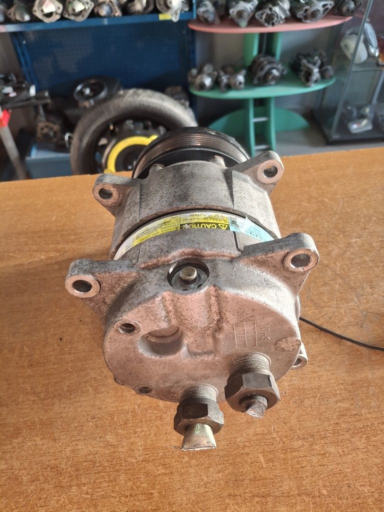 Compresor aer condiționat Polo 6N1 Golf 1994-1999 6553634