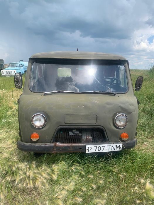 УАЗ 3909 продаётся "буханка".