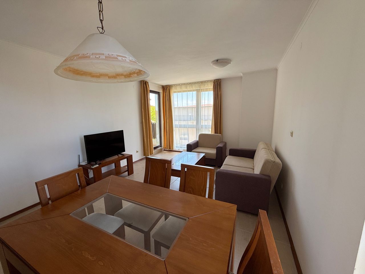 Продава се Тристаен апартамент в с. Кошарица, Област Бургас - 87 кв.м за 1035 €/кв.м - Снимка #3