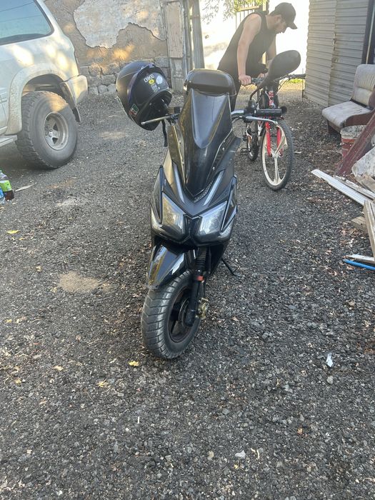Скутер 150 куб abs