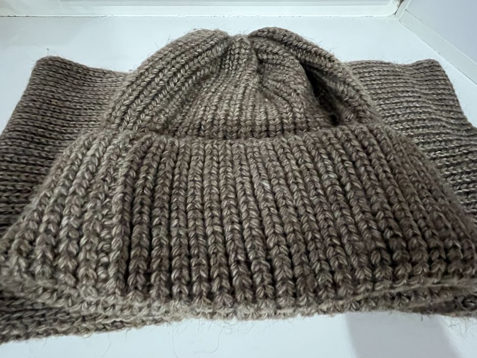 Шапка зимняя женская и шарф