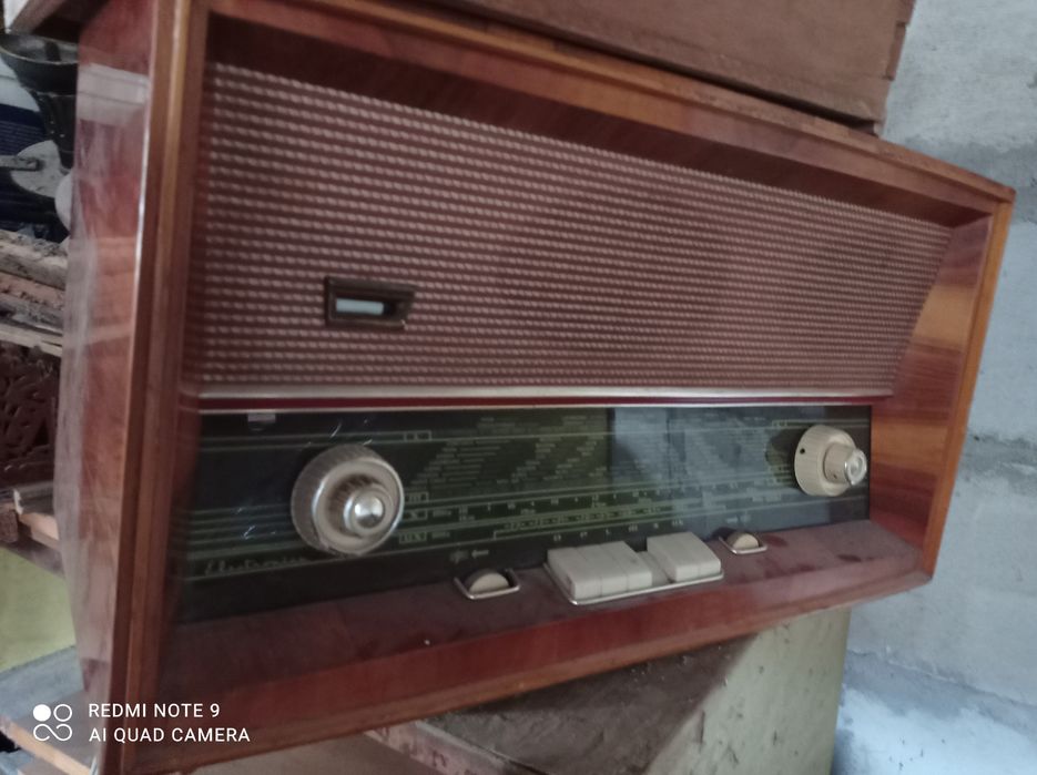 Vând sau schimb casetofon radio stereo