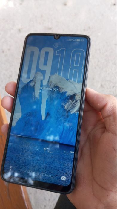 Redmi 13c xotira 8/256 aybi yoq 100%. obmen bor
