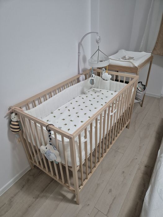 Vand patut Ikea + accesorii Ikea