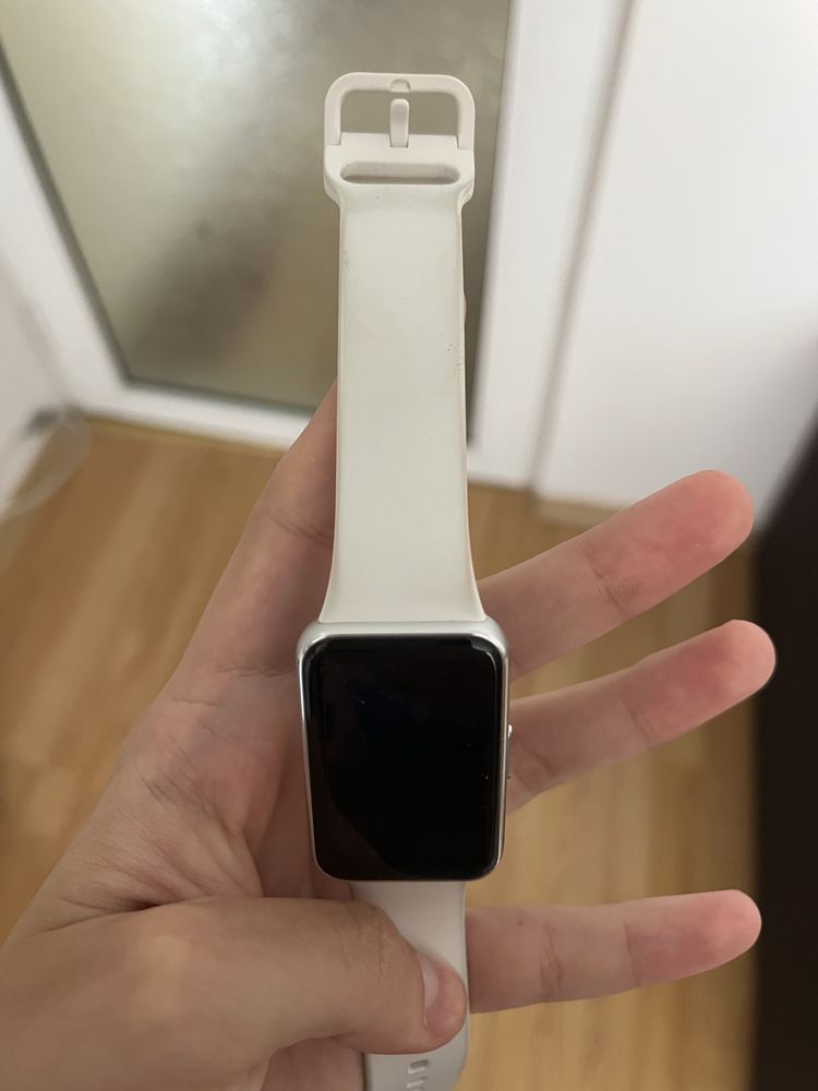 Смарт часовник Galaxy Fit3