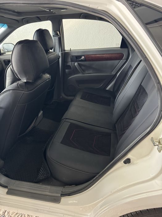 Lacetti 1.6 avtomat sotiladi narxi otberiladigan joyi bor