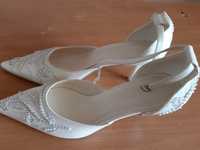 Свадебные туфли (для невесты)
