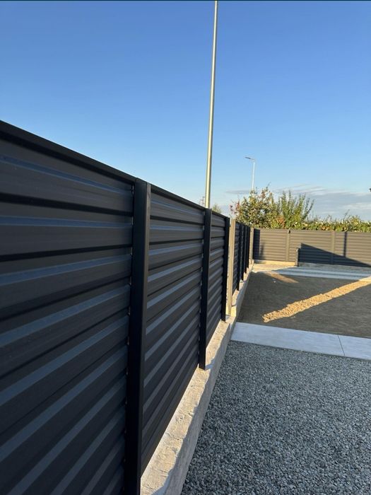 Garduri  metalice din jaluzele