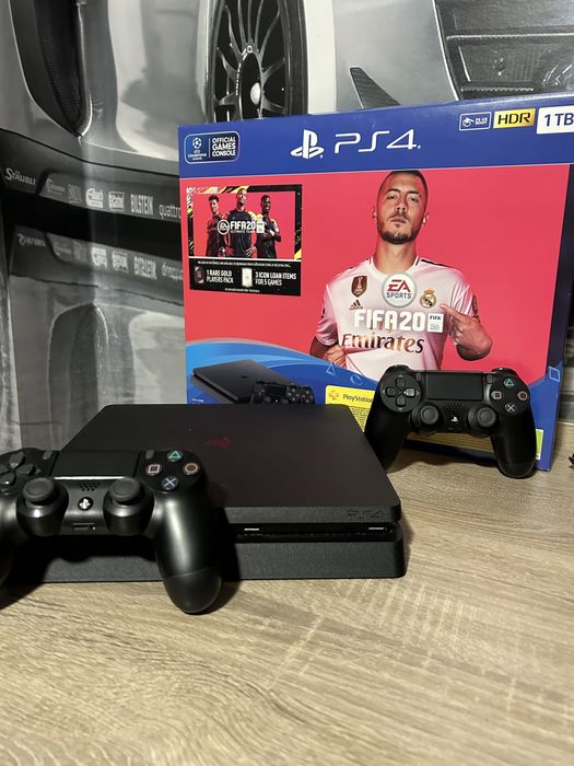 PlayStation 4 Slim 1 TB