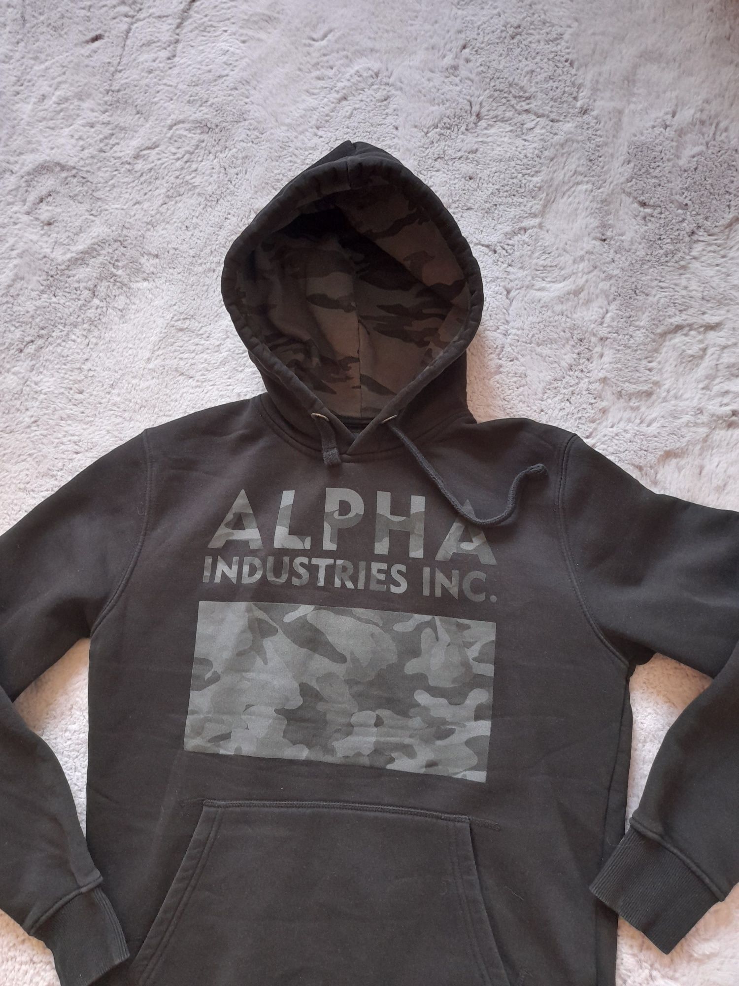 Alpha industries мъжки Суичър S размер.