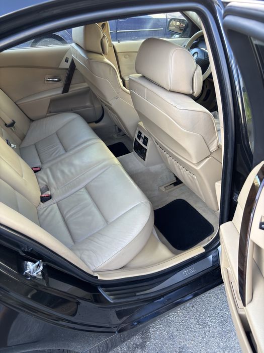 Vând Bmw E60 525d